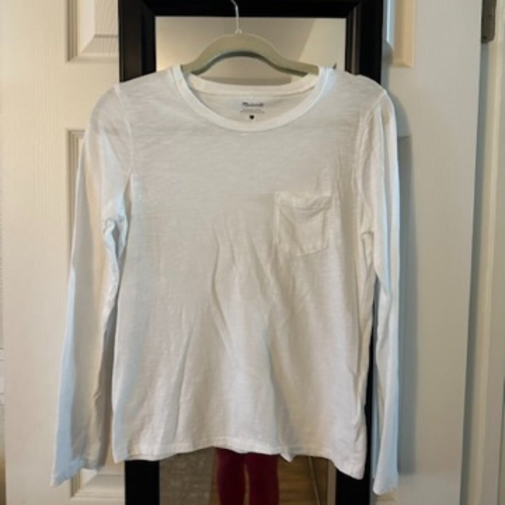 Madewell Basic white long sleeve tee with pocket